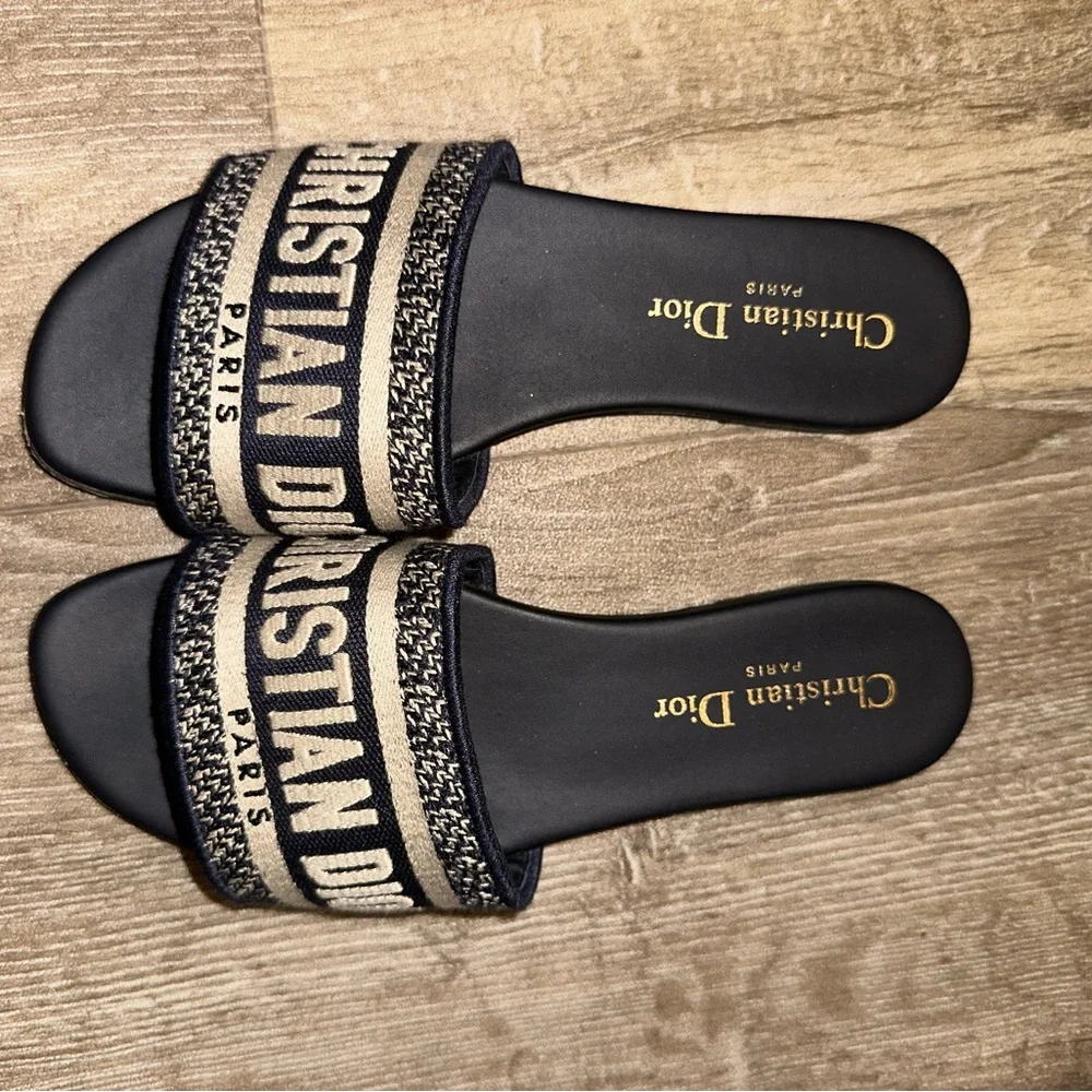 Dior Dway Slides - Picture 3 of 8